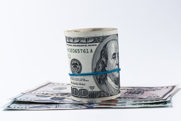 El precio de dólar bajó de $4000  en el mercado colombiano. Foto: 123RF