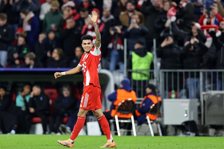 Luis Diaz celebrando su anotación en Champions League.
