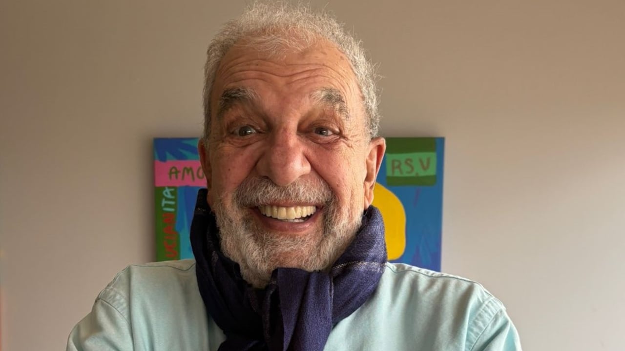 Poncho Rentería, columnista