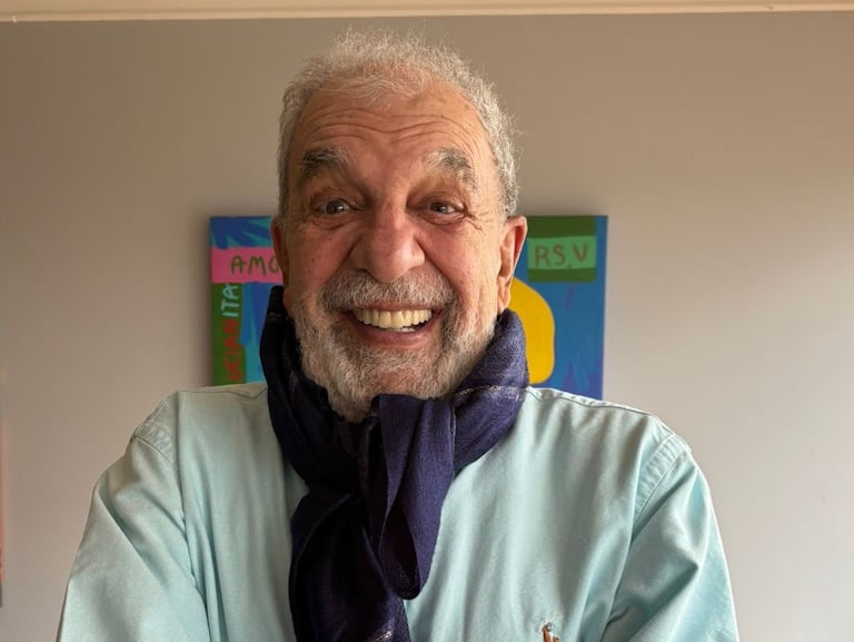 Poncho Rentería, columnista