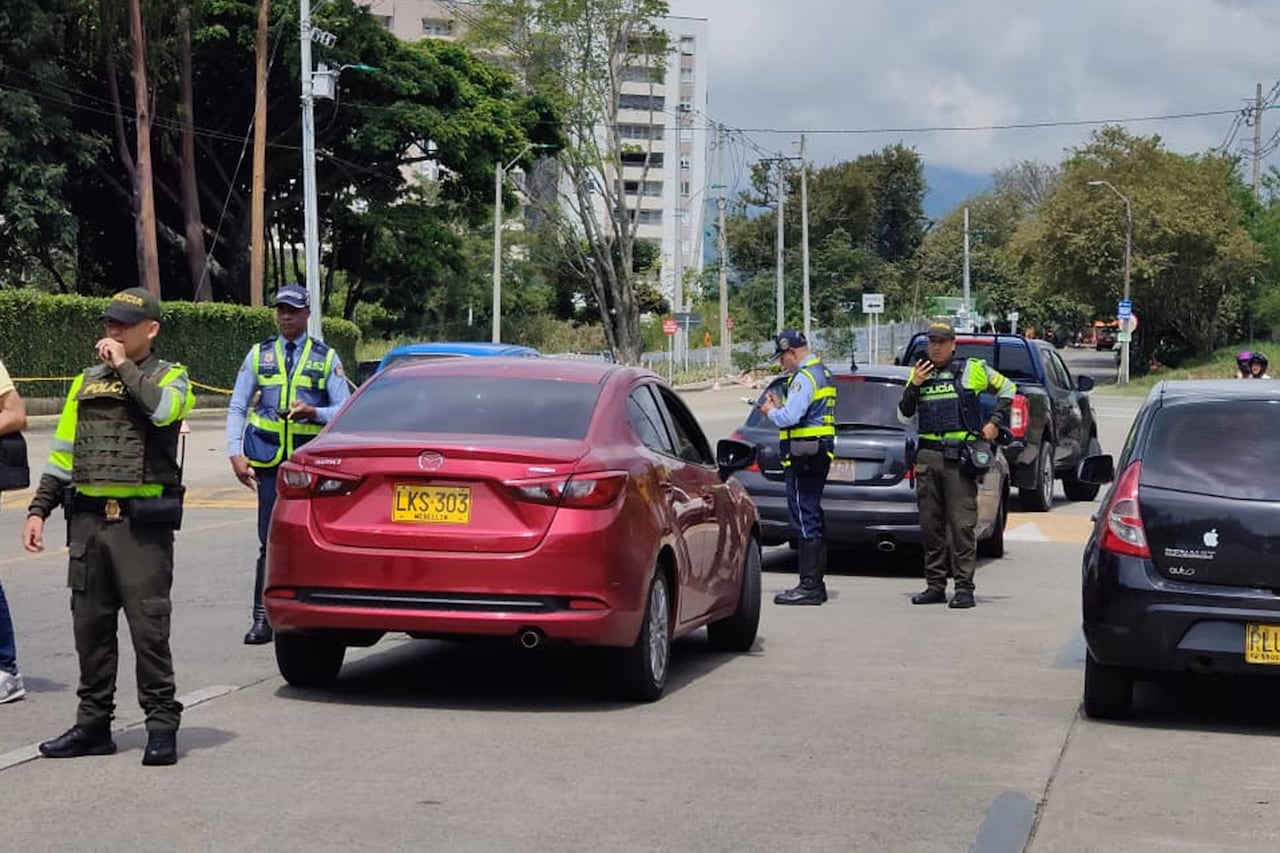 Los operativos de Semana Santa y plan retorno en Cali. Contaron con más de 400 agentes de tránsito, apoyados por la Policia Nacional.