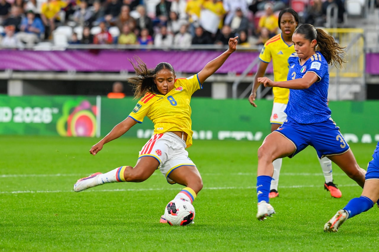 Colombia derrota en penales a Italia y sube al podio del mundial sub 20 femenino en el tercer lugar.