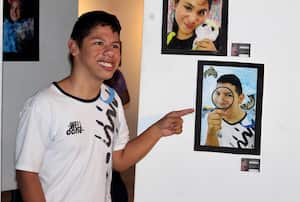 Lo jóvenes talentos experimentaron por medio de la fotografía sus habilidades para el lenguaje visual y la exploración de sus identidades diversas.
Fotos: Secretaría de Bienestar Social de Cali