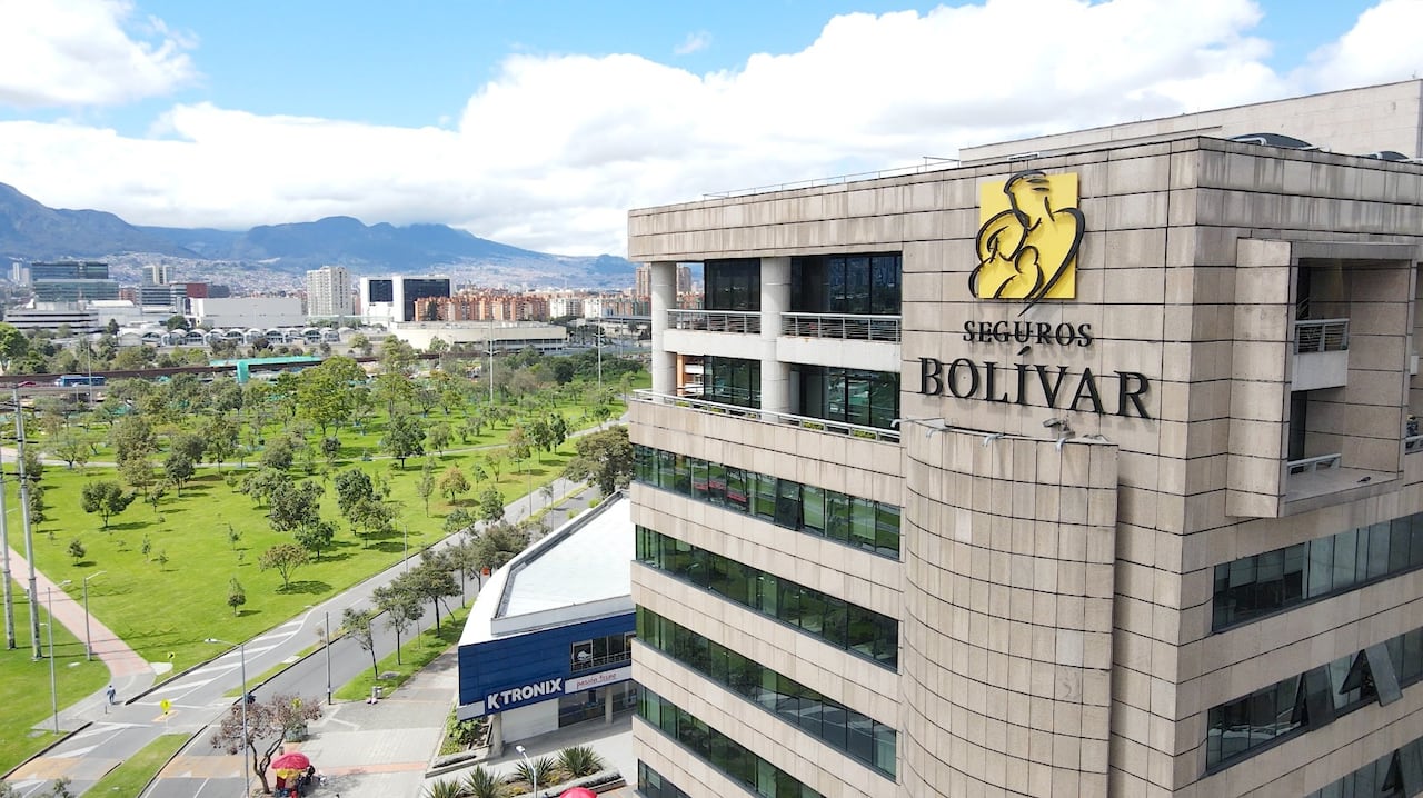 Seguros Bolívar fue incluida como miembro del Sustainability Yearbook - 2026