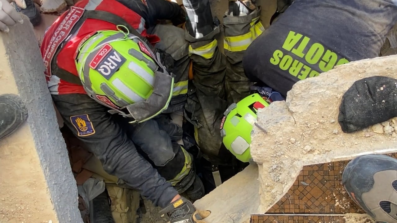 El rescate de Moisés, un niño de 11 años localizado con vida por el equipo colombiano USAR COL-1 en La Guaira, Venezuela, se convirtió en el primer salvamento exitoso de la misión humanitaria desplegada por Colombia tras los terremotos en Venezuela.