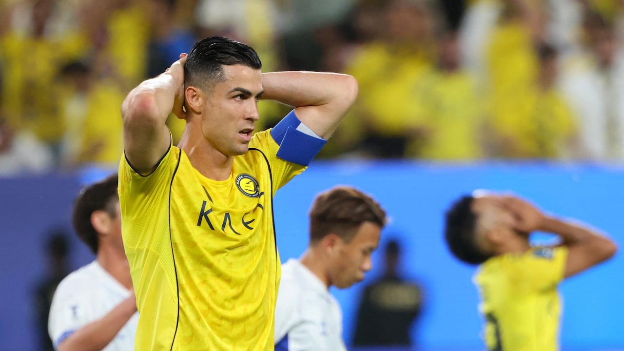 Cristiano Ronaldo, delantero portugués del Al-Nassr (número 07), reacciona durante la final de la Segunda Liga de Campeones de la AFC 2026 entre el Al-Nassr y el Gamba Osaka en el estadio Al-Awwal Park de Riad, el 16 de mayo de 2026. (Foto de Fayez NURELDINE / AFP)