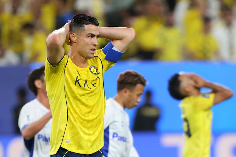Cristiano Ronaldo, delantero portugués del Al-Nassr (número 07), reacciona durante la final de la Segunda Liga de Campeones de la AFC 2026 entre el Al-Nassr y el Gamba Osaka en el estadio Al-Awwal Park de Riad, el 16 de mayo de 2026. (Foto de Fayez NURELDINE / AFP)