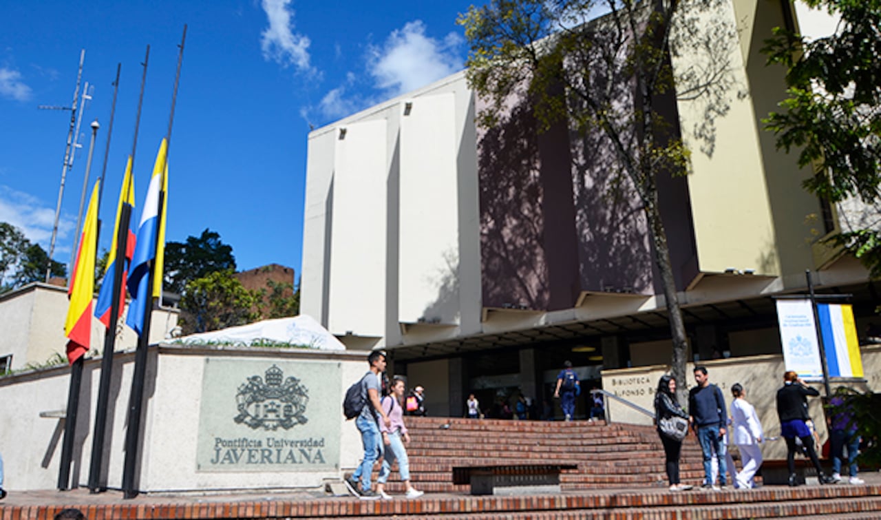 La Universidad Javeriana está en busca de profesores y otros cargos. Foto: www.javeriana.edu.co