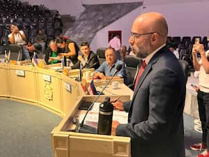 Fabio Alberto Botero, gerente de Corfecali, en el Concejo.