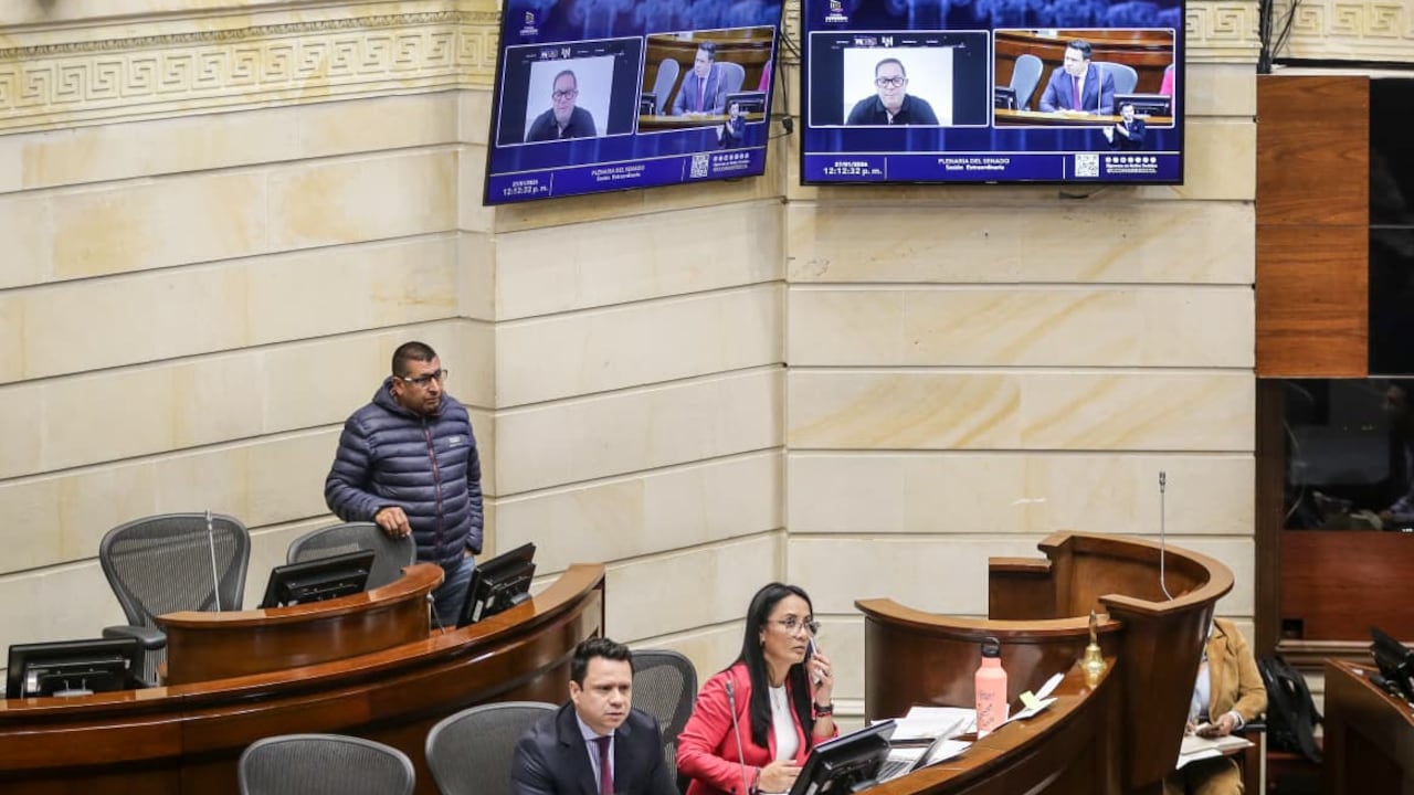 Secretario Diego González