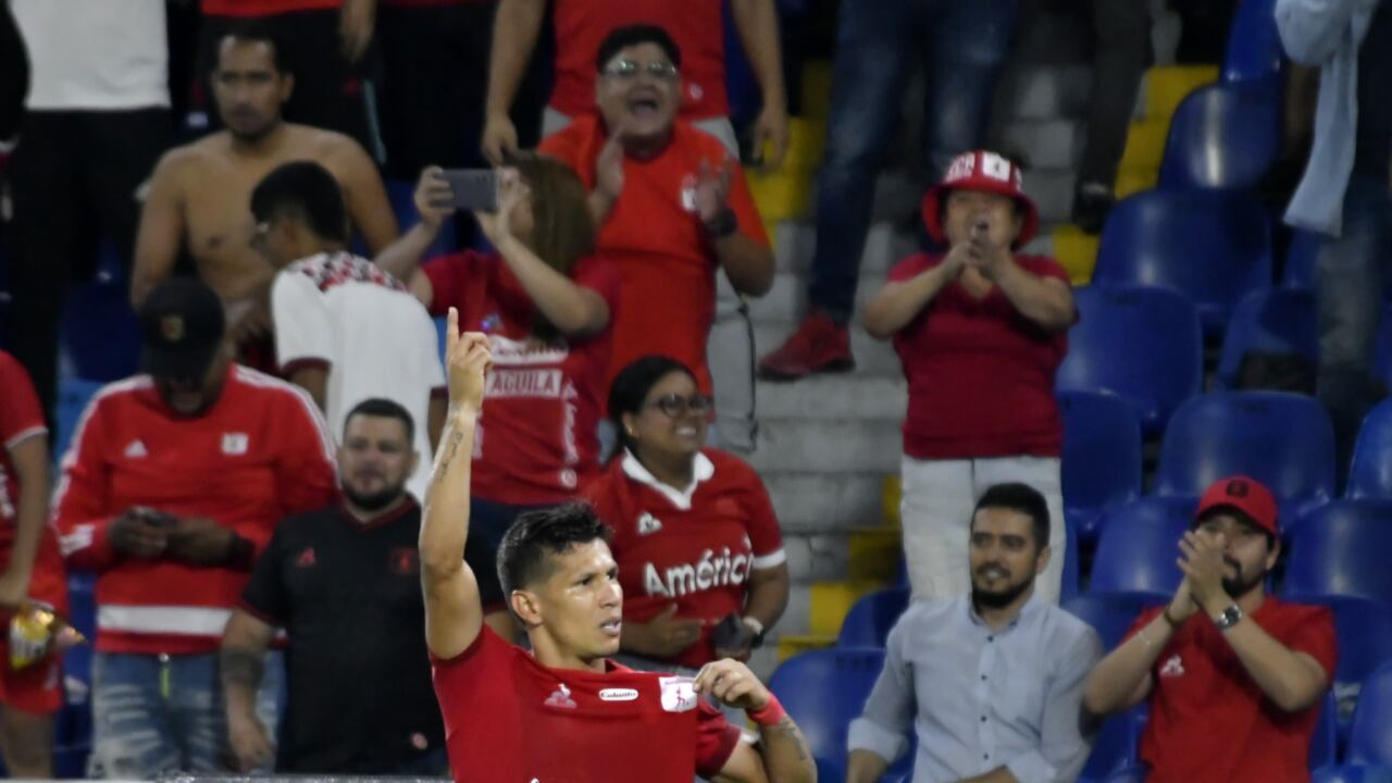 Imagen del partido entre América de Cali y Junior de Barranquilla por la fecha 2 del Grupo A de los cuadrangulares semifinales del primer semestre.