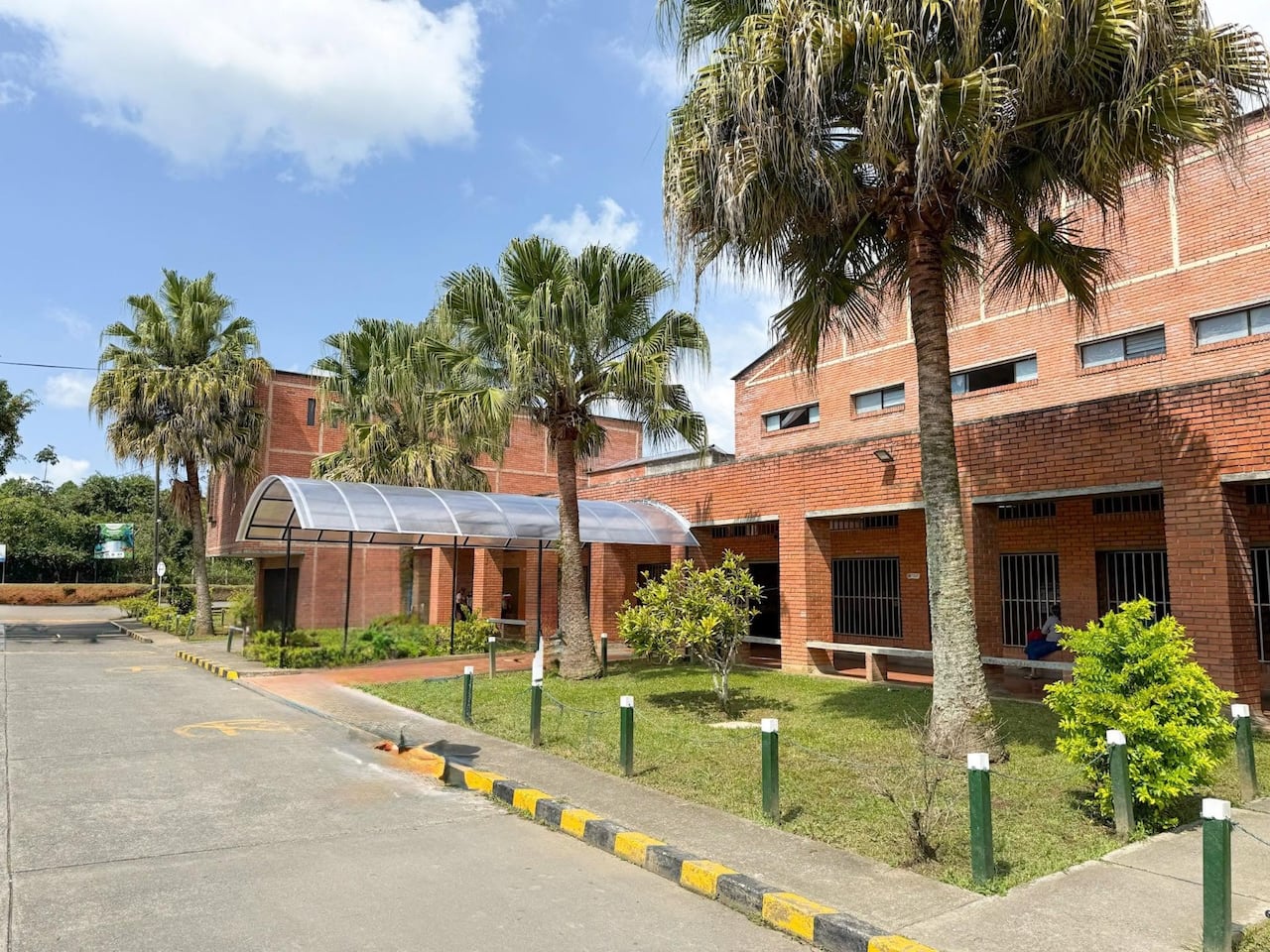 Hospital de Sevilla, Valle.