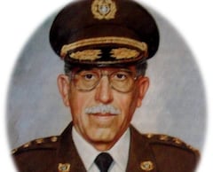 La Policía Nacional lamentó el fallecimiento del general Víctor Alberto Delgado Mallarino, quien fue director general de la Policía y tuvo que comandar ese órgano de la Fuerza Pública durante momentos determinantes de la historia de país como la toma al Palacio de Justicia y la tragedia de Armero.