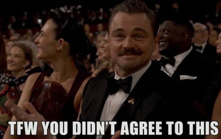 Cuando la cámara enfocó a Leo entre el público, la pantalla mostró el siguiente texto: "Cuando no aceptaste esto".