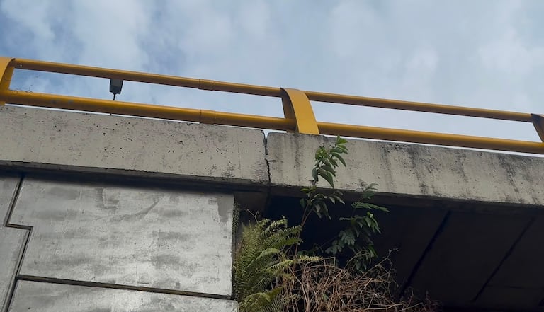 Inspección técnica confirmó que la fisura señalada en el puente de la carrera 39 es una junta de dilatación y no representa peligro.