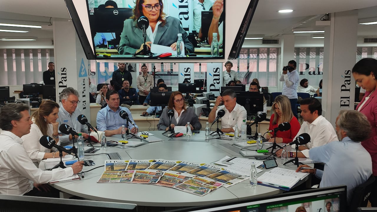 Debate presidencial diálogos por el valle en la redacción de El País.