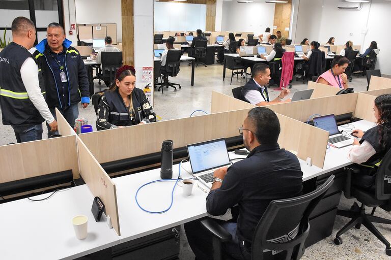 Entrevista Director y Feria de Servicios de la DIAN Seccional Cali.