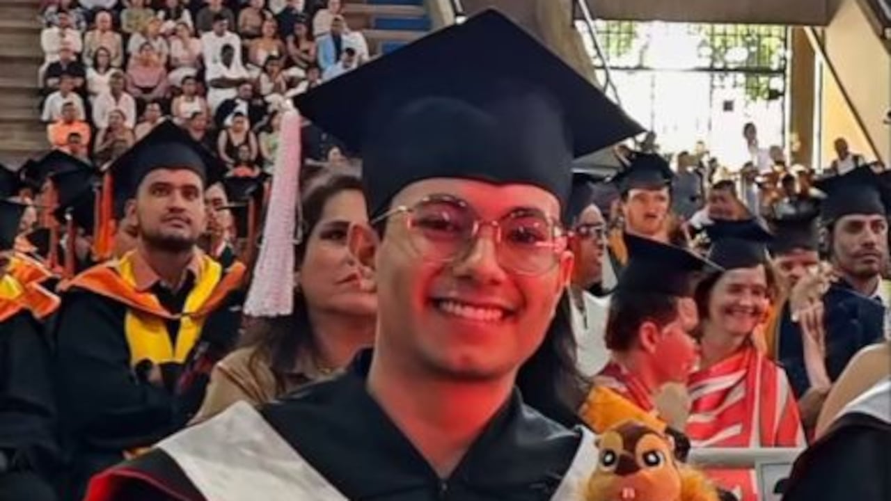 El joven obtuvo el mayor promedio en su graduación de la Universidad del Valle.