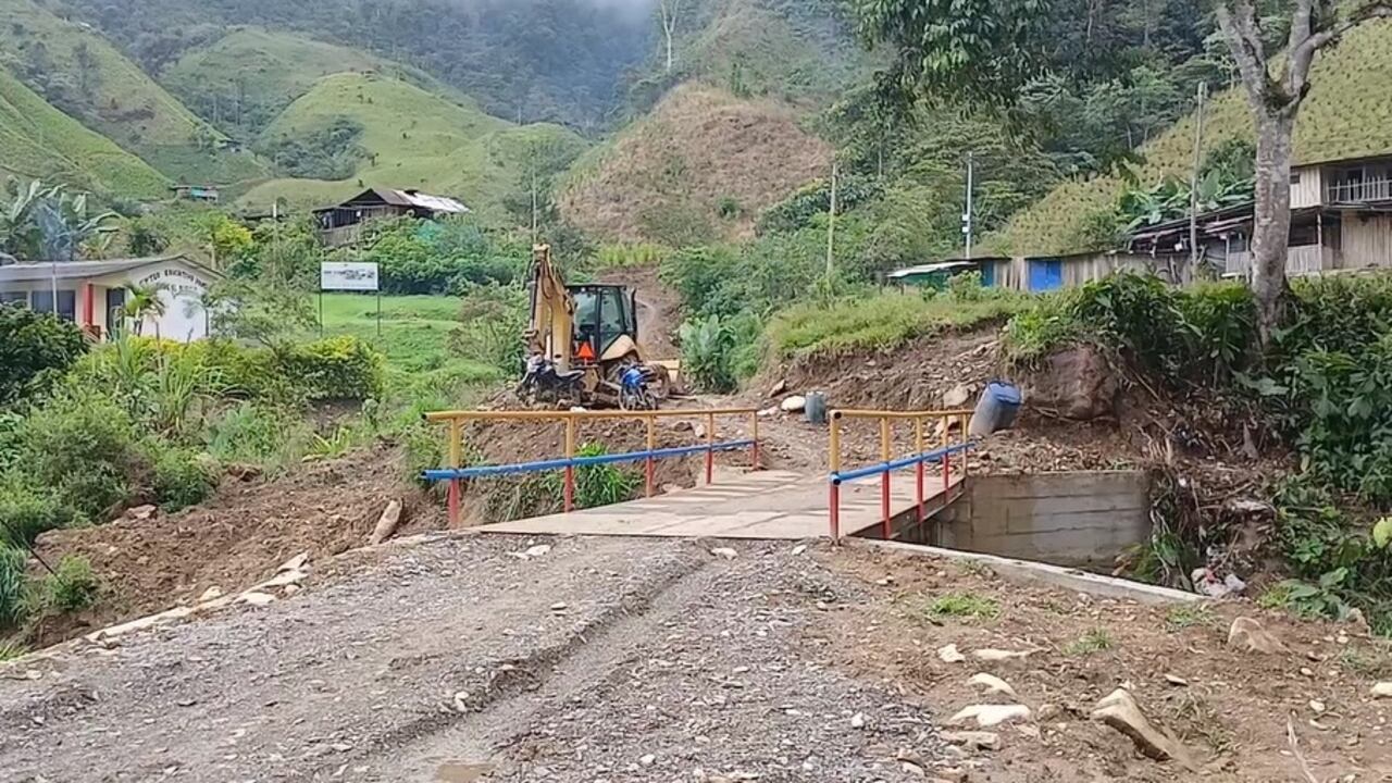 En la zona rural del municipio de Argelia, Cauca, se vive una intensa guerra entre las disidencias de las Farc y el Ejército luego de la puesta en marcha de la operación Perseo, ordenada por el presidente Gustavo Petro.