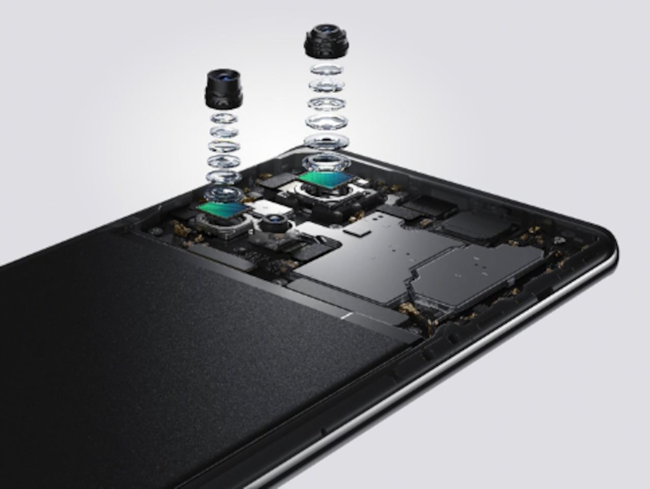 El OPPO Reno10 5G llega potenciado con un sistema de cámaras triple que incluye la única cámara teleobjetivo de 32 MP para retratos en su gama de precios.