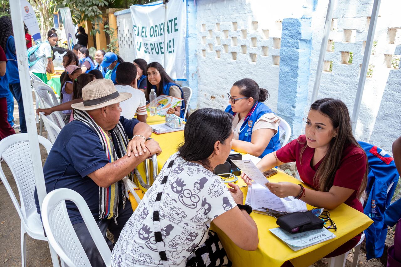 Durante el 2024, se estima que alrededor de un millón y medio de personas recibieron atención en los diferentes servicios prestados por parte
de la ESE Oriente.