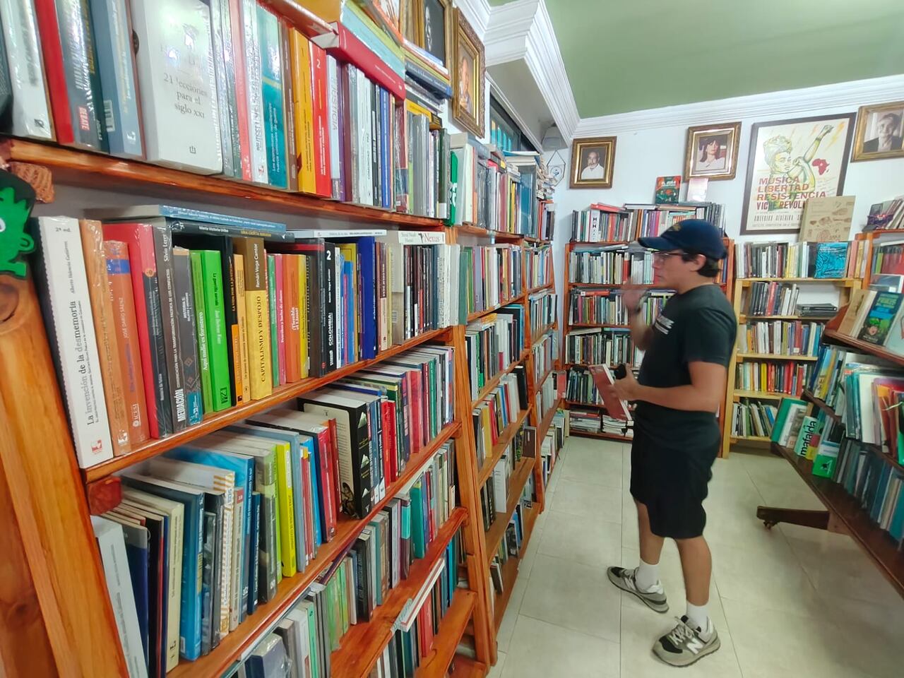 Cali: Libros recomendados de la toma y retoma del Palacio de Justicia. Libreria Oromo.