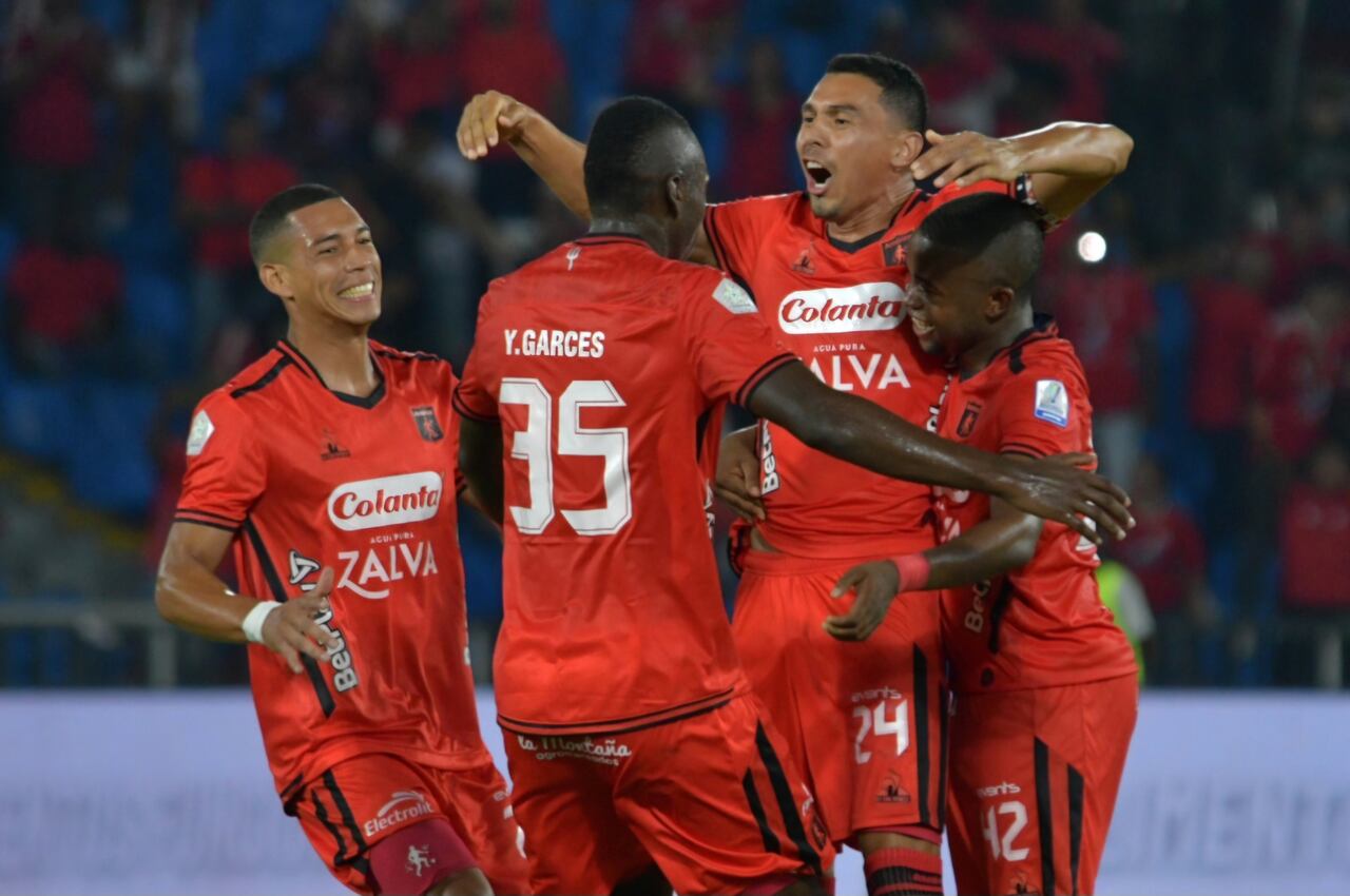 En el estadio Pascual Guerrero partido entre América vs Junior fecha 15 de la liga