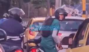 Con uniforme y el rostro descubierto cometió el hurto el asaltante.