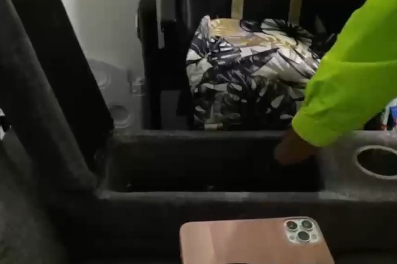 Además, la Policía Judicial adelanta el análisis de por lo menos cuatro denuncias adicionales registradas en los municipios de Cali, Palmira y Pasto, las cuales tendrían relación con esta misma estructura delincuencial.