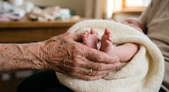 El envejecimiento de la población y la caída de la fecundidad plantean nuevos retos para la financiación de la salud, las pensiones y los sistemas de cuidado en Colombia.