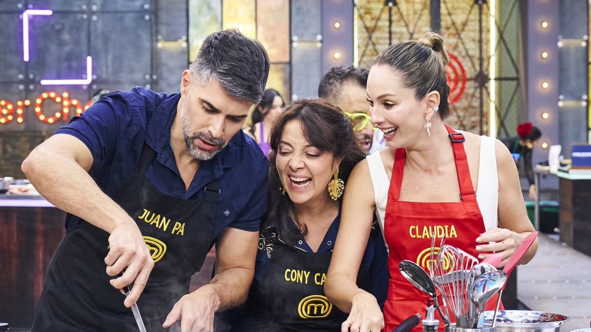 Claudia Bahamón confesó lo que opina sobre Cony Camelo en 'MasterChef Celebrity': “Más respeto” - El País