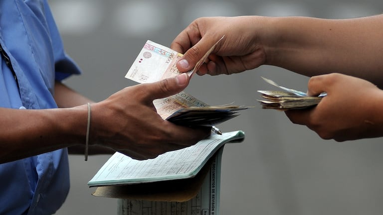 Préstamos gota a gota