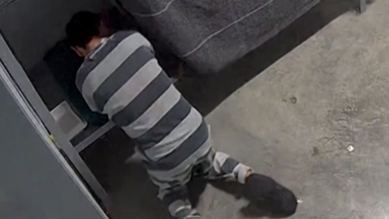 Colombiano detenido por ICE