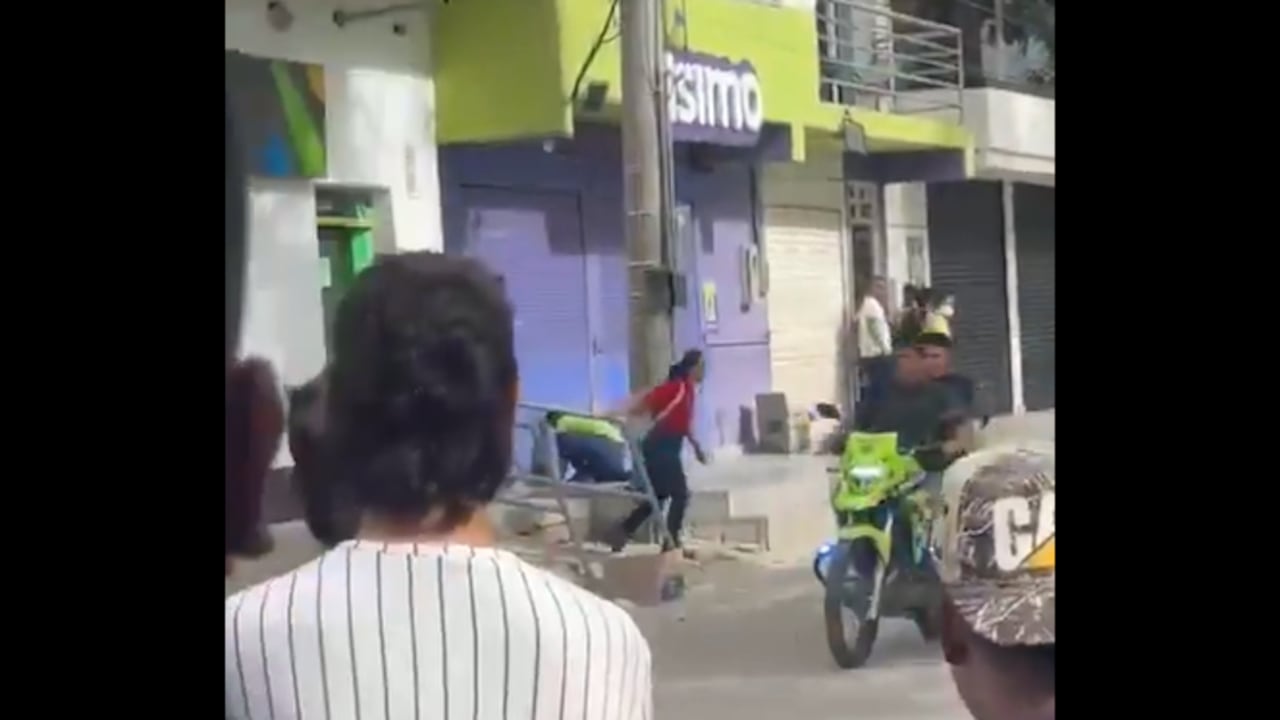 Lanzan drones explosivos contra Policía en Ataco, Tolima.