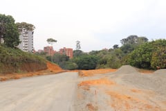El Zanjón del Burro hace parte de la Reserva Ecológica Distrital Cuenca Media del Río Lili, un corredor ambiental protegido mediante el Acuerdo Municipal 0527 de 2021.