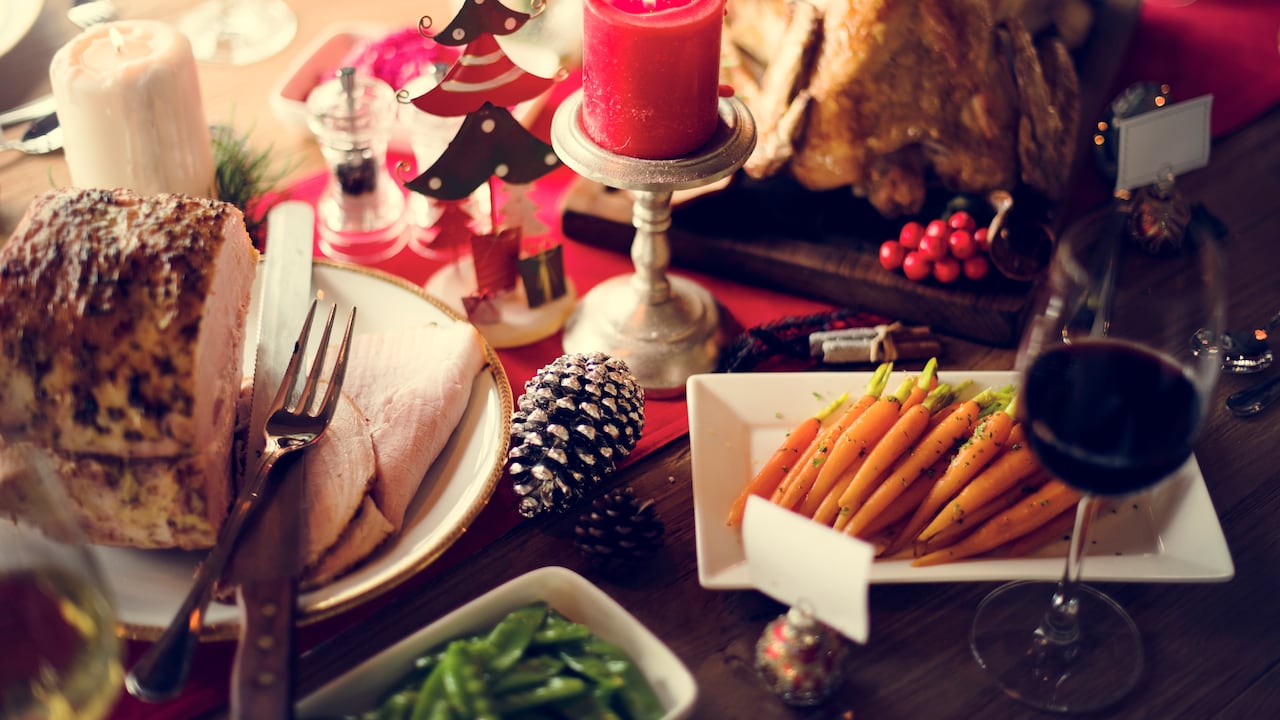 La cena es un espacio para agradecer por lo vivido y para mirar al futuro con optimismo y metas claras.