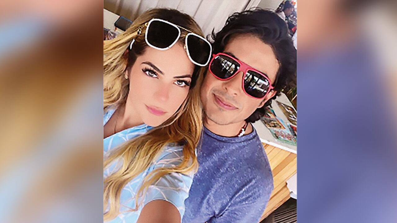 “Sí, amor, pero entiende que ella ahorita si tiene una vaina peor me termina de hundir. Entonces, ayúdame en eso (…). Estoy pendiendo de un hilo, así estoy yo; entonces, ayúdame que ese hilito que tengo no se me rompa. Se me rompe, nos jodimos”, le dijo Nicolás Petro a Laura Ojeda sobre Day Vásquez.