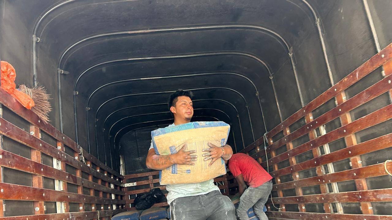 Las autoridades regionales llegaron este jueves 11 de diciembre a Corinto para apoyar a las familias y comerciantes afectados por los diferentes atentados registrados en esta población nortecaucana.