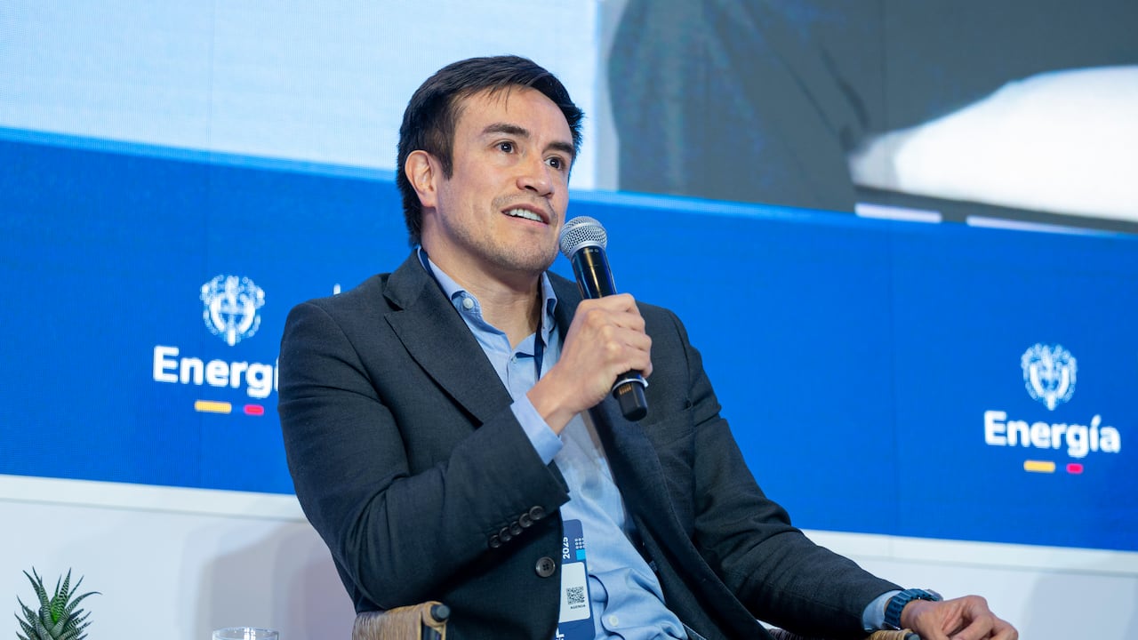 Bayron Triana Arias se desempeña como Vicepresidente Ejecutivo de Energías para la Transición, de Ecopetrol, confrmó que Colombia sí tiene recursos para reservas. Foto: Bolsa Mercantil de Colombia / El País.