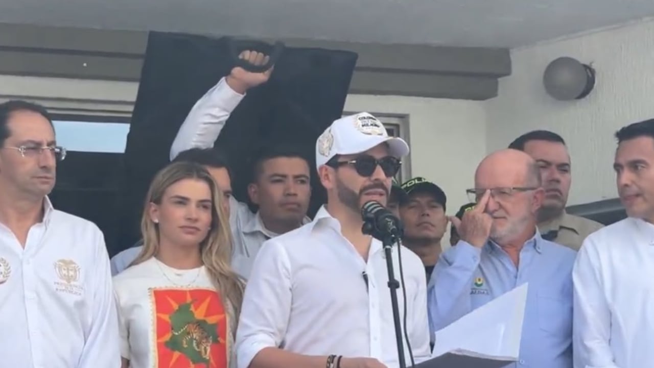 Abelardo De La Espriella en Manizales, 11 de agosto.