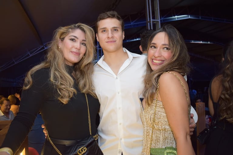 Carolina Castellano, Juan Martín Concha y Rochy Hernández.