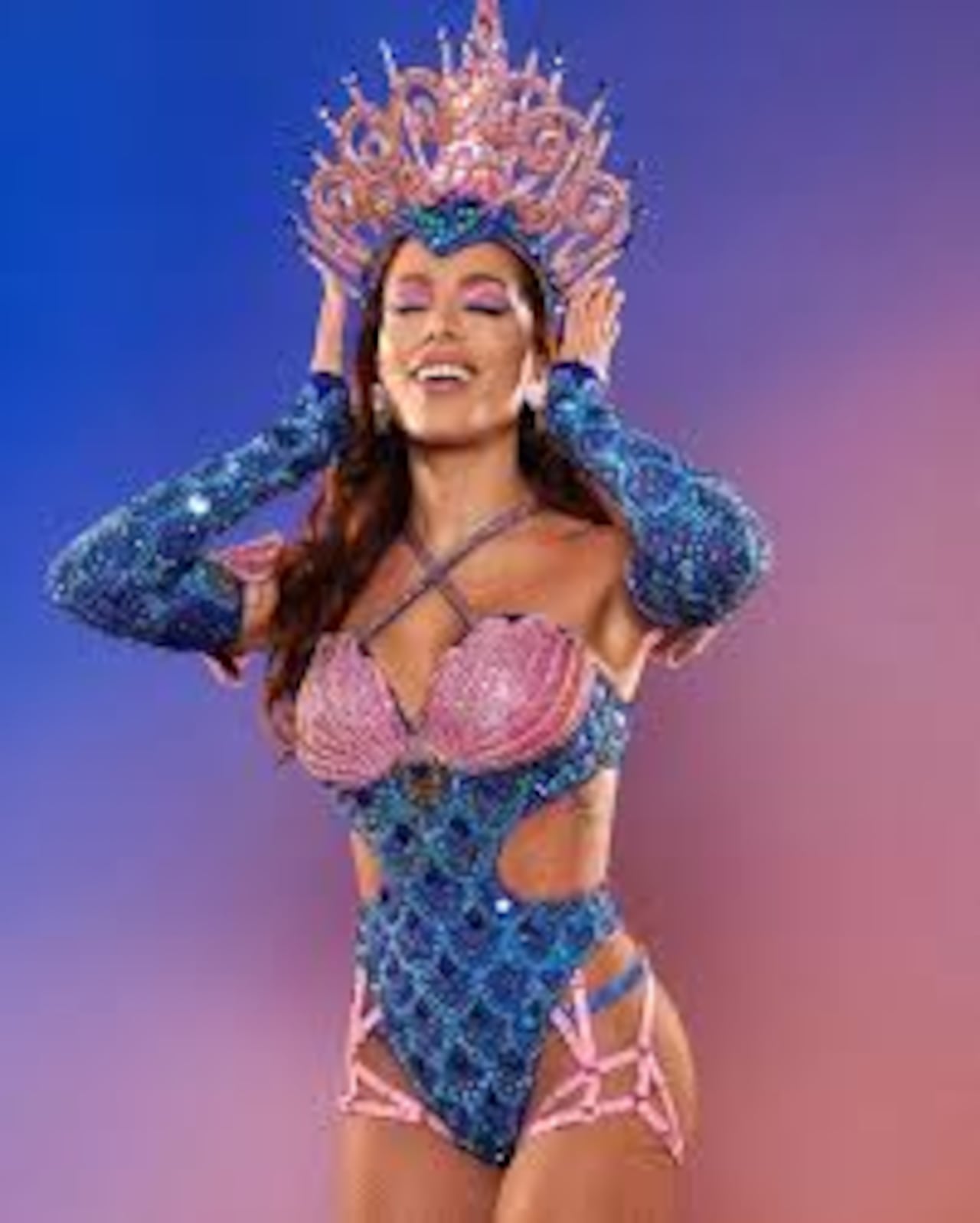 Anitta se adelanta al Carnaval.