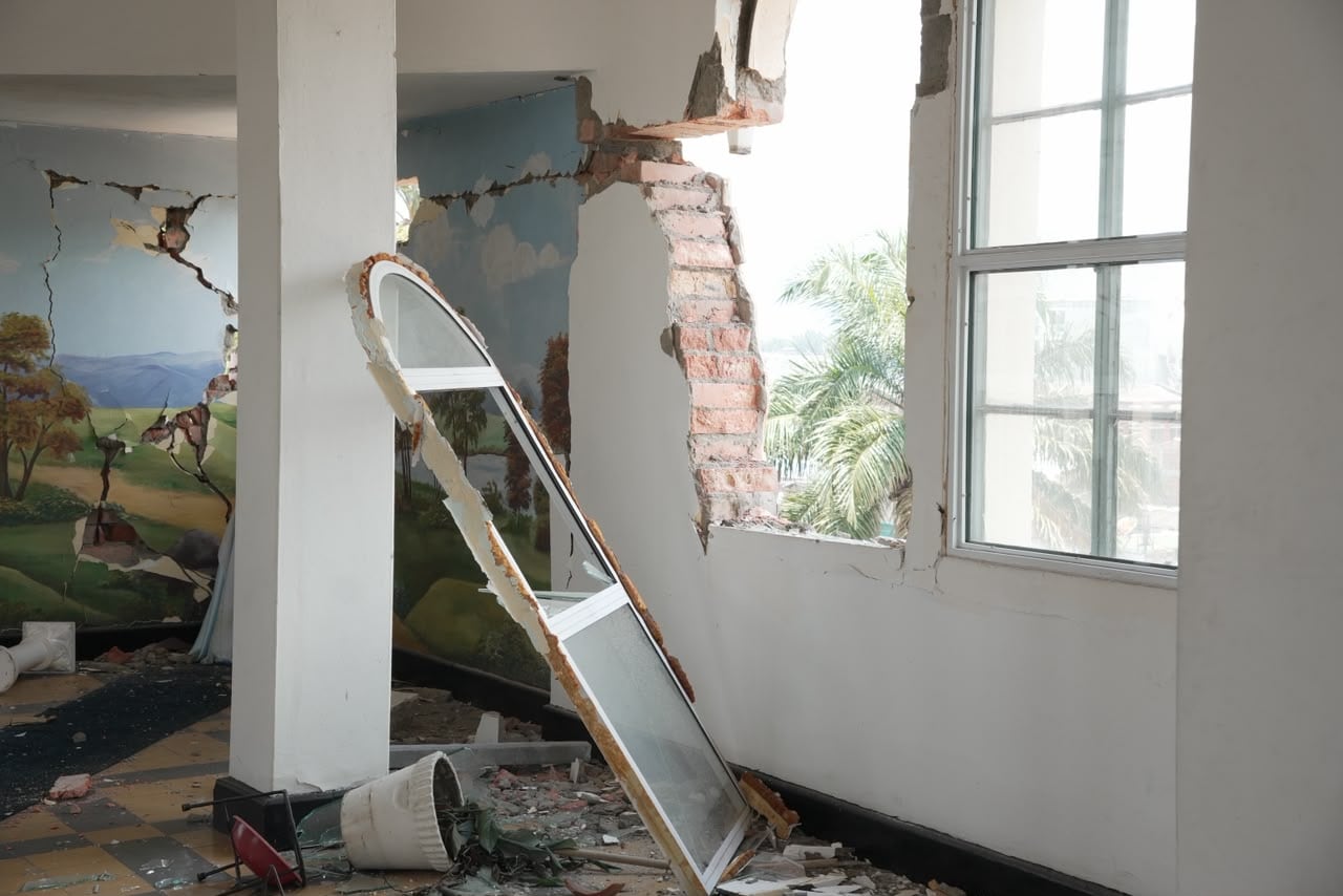Así quedó parte de la Capilla de la Medalla Milagrosa, en el sur de Cali.