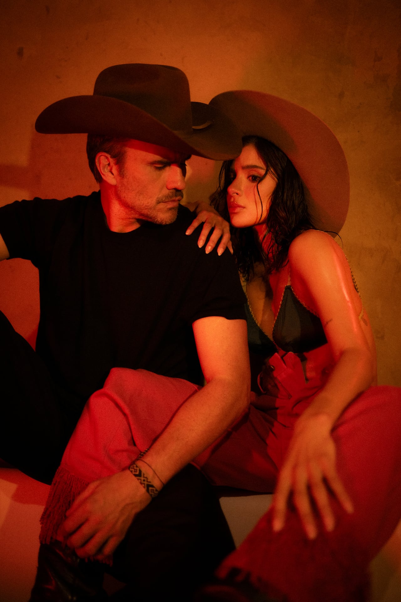 La película de terror y thriller Poseído es protagonizada por Juan Pablo Raba y Diane Guerrero.