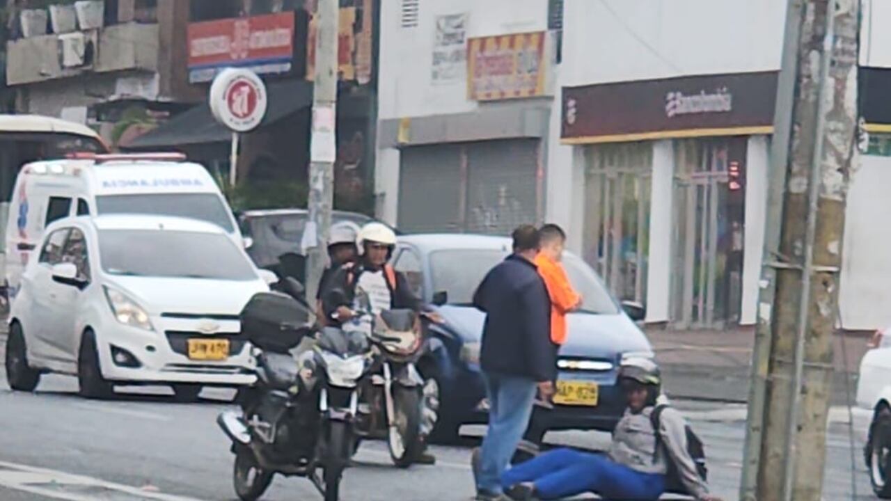 Accidentes en la vía por derrame de combustible en Cali