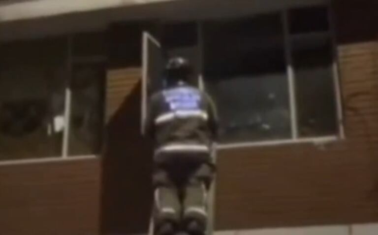 Recuerde que si usted es testigo de un hecho similar, puede comunicarse a la línea de emergencias 123 o al 144, del ICBF.