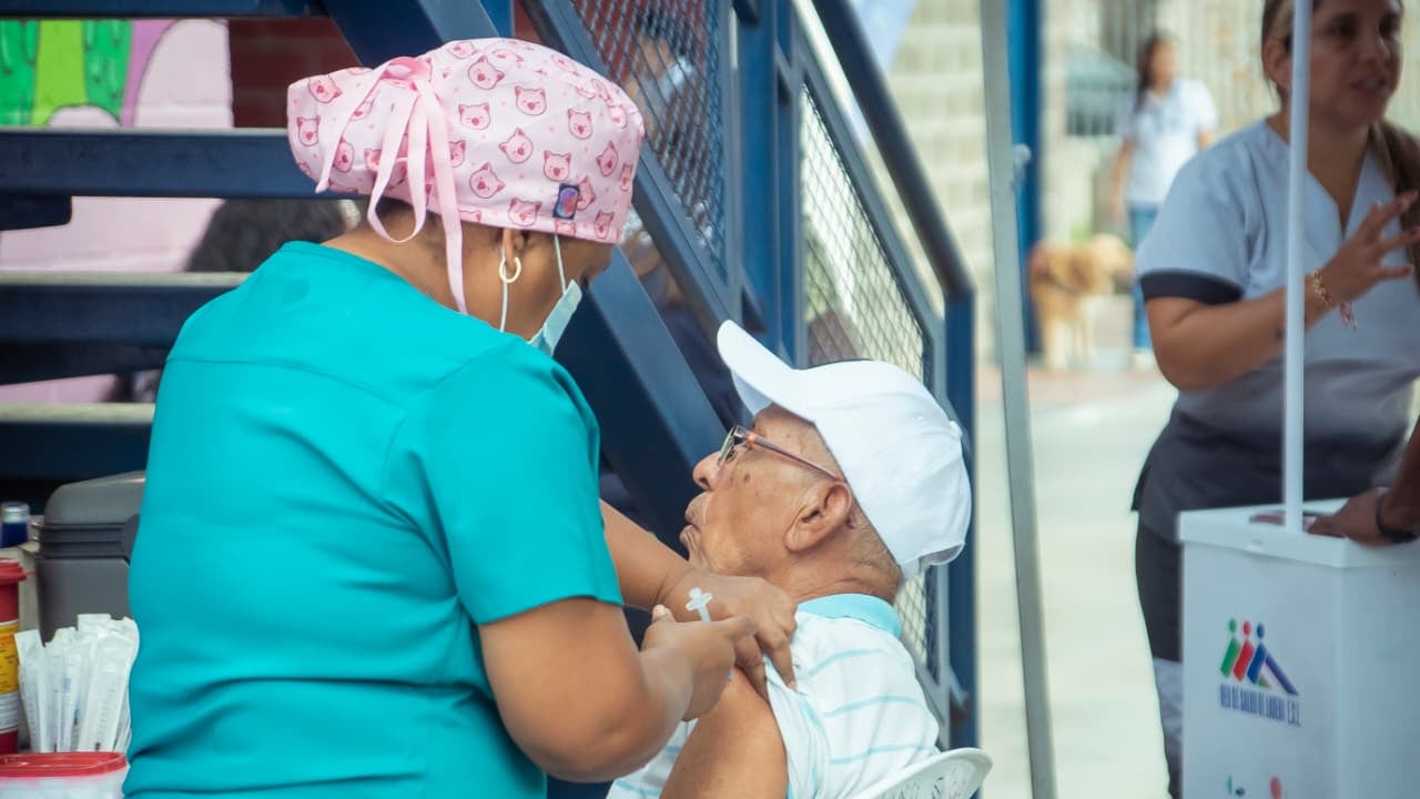 Cali vacunará gratuitamente a los viajeros a la próxima Copa del Mundo.