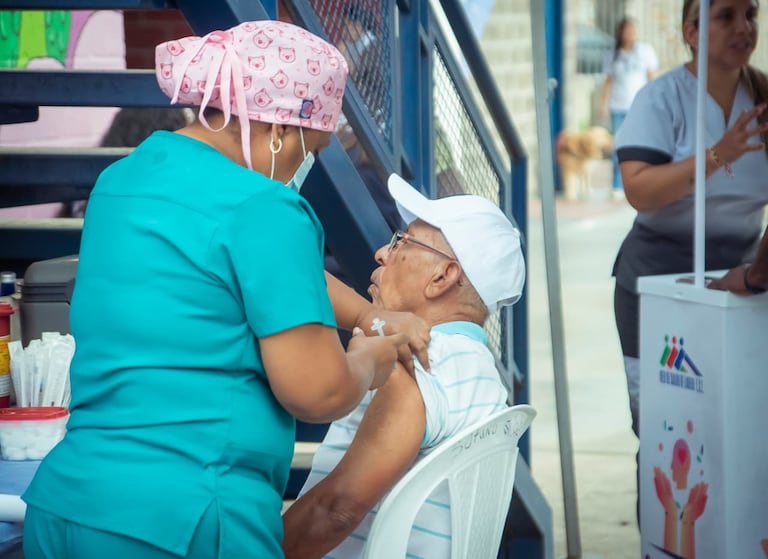 Cali vacunará gratuitamente a los viajeros a la próxima Copa del Mundo.
