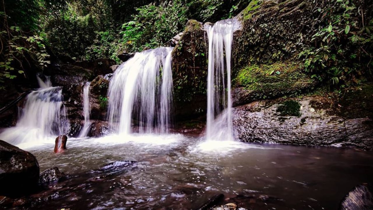Cascada La Chorrera Pedregales en Cimitarra, Santander
