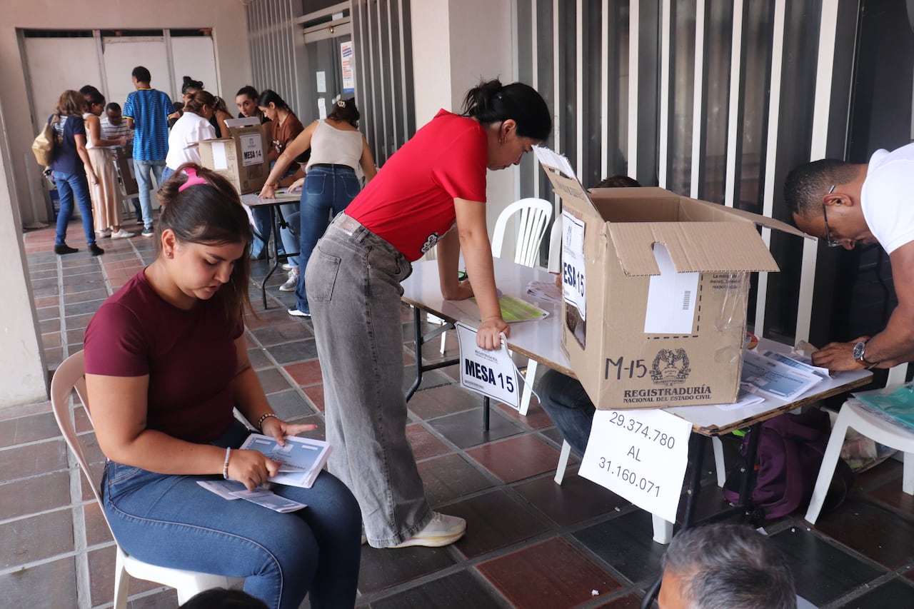 Elecciones preconteo de votos Cali